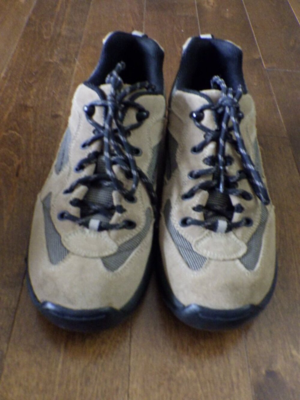 Lands End Womens Hiking Shoes Suede Leather Size 9 Tan Outdoors Trail Wilderness